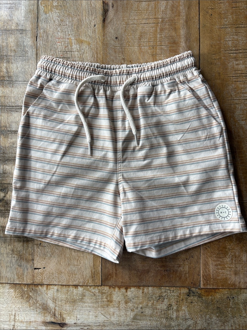 NWOT Rylee + Cru Board Shorts 4-5Y